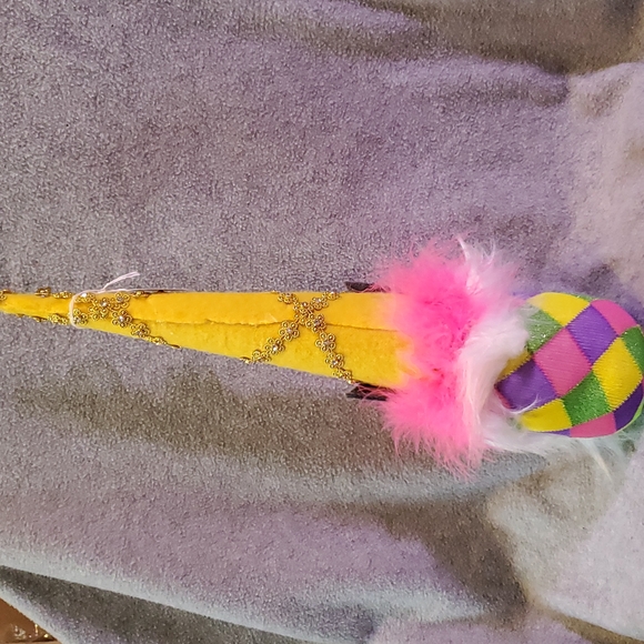 Yellow Bunny Gnome - Picture 3 of 3